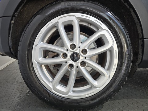 1.6 Cooper SUV 3dr Petrol Manual Euro 5 (s/s) (122 ps)