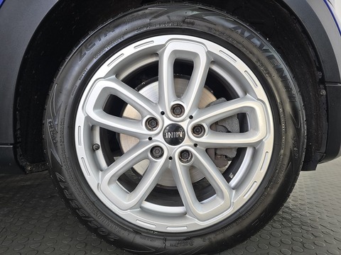 1.6 Cooper SUV 3dr Petrol Manual Euro 5 (s/s) (122 ps)