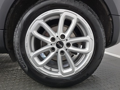 1.6 Cooper SUV 3dr Petrol Manual Euro 5 (s/s) (122 ps)