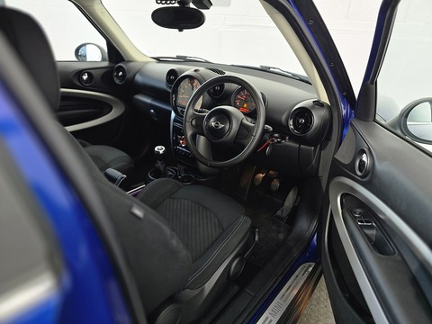 1.6 Cooper SUV 3dr Petrol Manual Euro 5 (s/s) (122 ps)