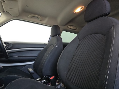 1.6 Cooper SUV 3dr Petrol Manual Euro 5 (s/s) (122 ps)