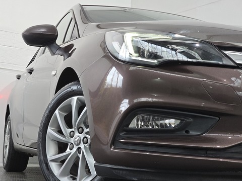 1.4i Turbo Tech Line Nav Sports Tourer 5dr Petrol Manual Euro 6 (125 ps)