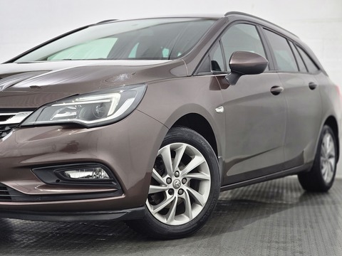 1.4i Turbo Tech Line Nav Sports Tourer 5dr Petrol Manual Euro 6 (125 ps)