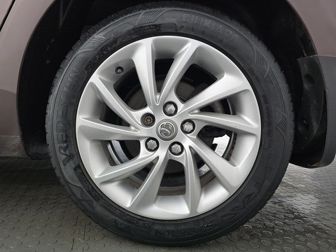 1.4i Turbo Tech Line Nav Sports Tourer 5dr Petrol Manual Euro 6 (125 ps)