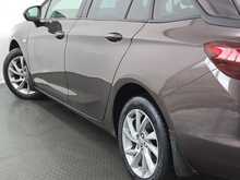 Vauxhall Astra i Turbo Tech Line Nav 