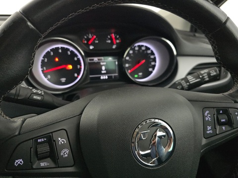 1.4i Turbo Tech Line Nav Sports Tourer 5dr Petrol Manual Euro 6 (125 ps)