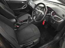Vauxhall Astra i Turbo Tech Line Nav 