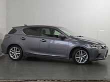 Lexus CT 200h Advance 