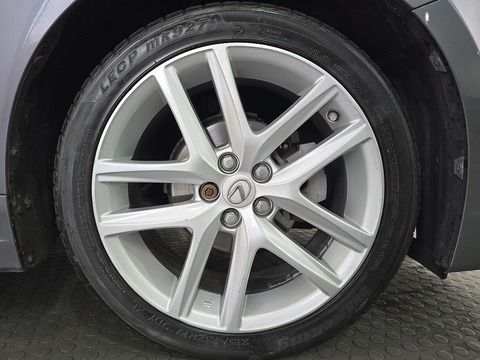 1.8 200h Advance Hatchback 5dr Petrol Hybrid CVT Euro 6 (s/s) (136 ps)