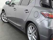 Lexus CT 200h Advance 