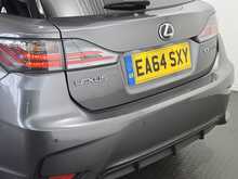 Lexus CT 200h Advance 