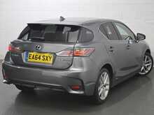 Lexus CT 200h Advance 