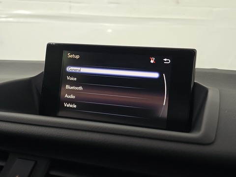 1.8 200h Advance Hatchback 5dr Petrol Hybrid CVT Euro 6 (s/s) (136 ps)