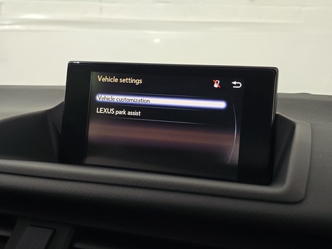 1.8 200h Advance Hatchback 5dr Petrol Hybrid CVT Euro 6 (s/s) (136 ps)