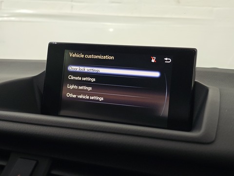 1.8 200h Advance Hatchback 5dr Petrol Hybrid CVT Euro 6 (s/s) (136 ps)