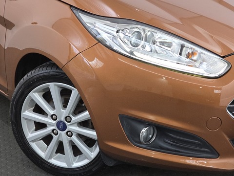 1.0T EcoBoost Titanium Hatchback 5dr Petrol Manual Euro 6 (s/s) (125 ps)