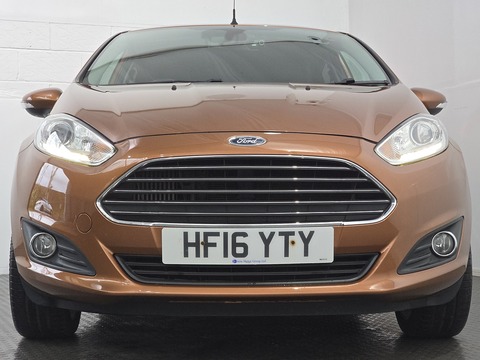 1.0T EcoBoost Titanium Hatchback 5dr Petrol Manual Euro 6 (s/s) (125 ps)