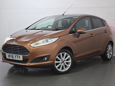 1.0T EcoBoost Titanium Hatchback 5dr Petrol Manual Euro 6 (s/s) (125 ps)