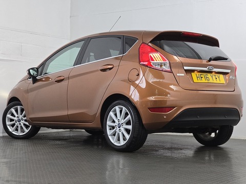 1.0T EcoBoost Titanium Hatchback 5dr Petrol Manual Euro 6 (s/s) (125 ps)