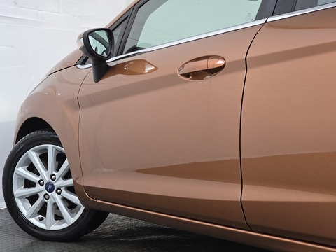 1.0T EcoBoost Titanium Hatchback 5dr Petrol Manual Euro 6 (s/s) (125 ps)