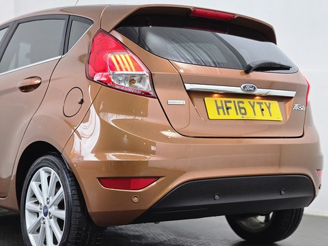 1.0T EcoBoost Titanium Hatchback 5dr Petrol Manual Euro 6 (s/s) (125 ps)