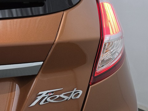 1.0T EcoBoost Titanium Hatchback 5dr Petrol Manual Euro 6 (s/s) (125 ps)