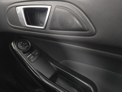 1.0T EcoBoost Titanium Hatchback 5dr Petrol Manual Euro 6 (s/s) (125 ps)