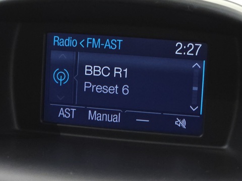 1.0T EcoBoost Titanium Hatchback 5dr Petrol Manual Euro 6 (s/s) (125 ps)