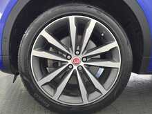 Jaguar E-PACE D240 R-Dynamic HSE 