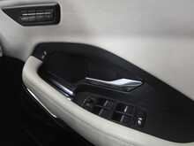 Jaguar E-PACE D240 R-Dynamic HSE 