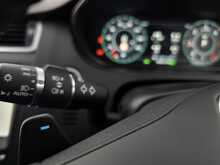 Jaguar E-PACE D240 R-Dynamic HSE 