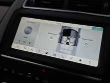 Jaguar E-PACE D240 R-Dynamic HSE 
