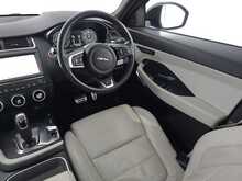 Jaguar E-PACE D240 R-Dynamic HSE 