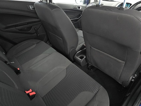 1.0T EcoBoost Zetec Hatchback 5dr Petrol Manual Euro 6 (s/s) (100 ps)