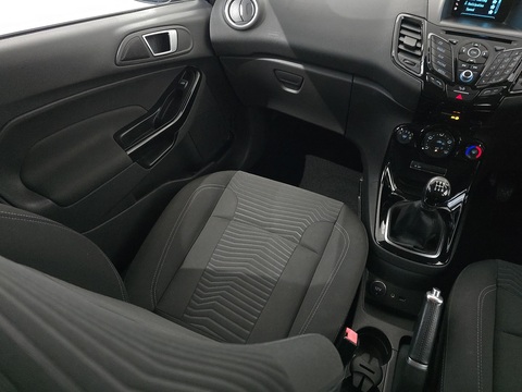 1.0T EcoBoost Zetec Hatchback 5dr Petrol Manual Euro 6 (s/s) (100 ps)