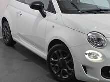 Fiat 500 MHEV Hey Google 