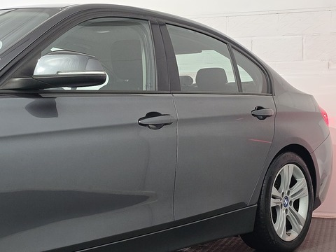 2.0 330e 7.6kWh Sport Saloon 4dr Petrol Plug-in Hybrid Auto Euro 6 (s/s) (252 ps)