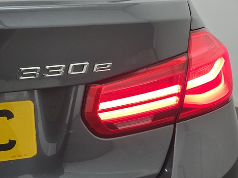 2.0 330e 7.6kWh Sport Saloon 4dr Petrol Plug-in Hybrid Auto Euro 6 (s/s) (252 ps)