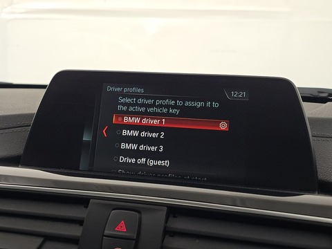 2.0 330e 7.6kWh Sport Saloon 4dr Petrol Plug-in Hybrid Auto Euro 6 (s/s) (252 ps)