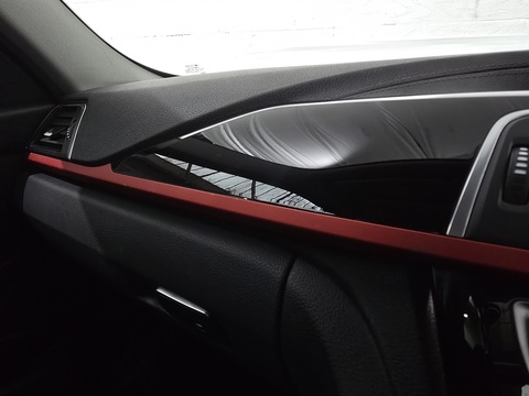 2.0 330e 7.6kWh Sport Saloon 4dr Petrol Plug-in Hybrid Auto Euro 6 (s/s) (252 ps)