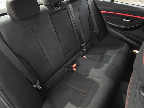 2.0 330e 7.6kWh Sport Saloon 4dr Petrol Plug-in Hybrid Auto Euro 6 (s/s) (252 ps)