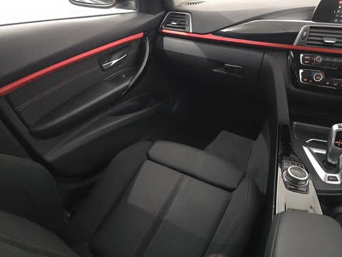 2.0 330e 7.6kWh Sport Saloon 4dr Petrol Plug-in Hybrid Auto Euro 6 (s/s) (252 ps)