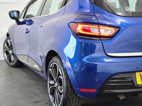 Clio Dynamique S Nav Hatchback 0.9 Manual Petrol