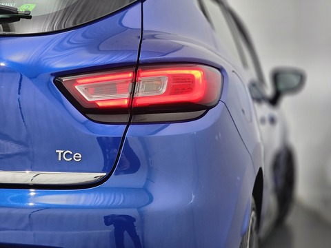 Clio Dynamique S Nav Hatchback 0.9 Manual Petrol