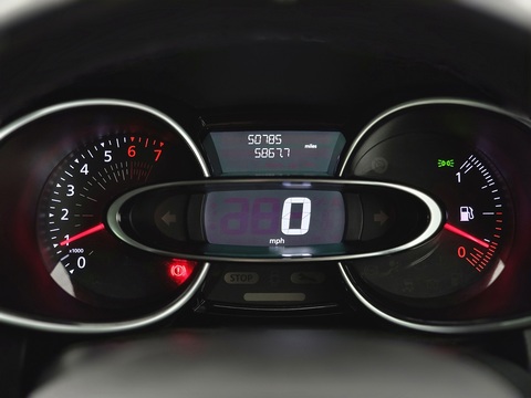 Clio Dynamique S Nav Hatchback 0.9 Manual Petrol