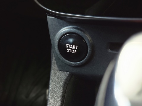 Clio Dynamique S Nav Hatchback 0.9 Manual Petrol