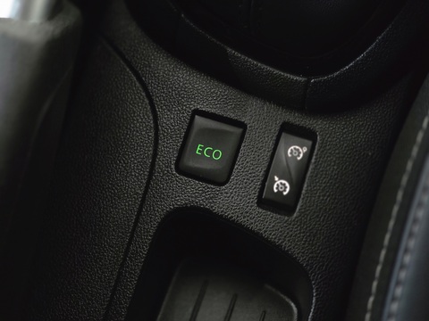 Clio Dynamique S Nav Hatchback 0.9 Manual Petrol