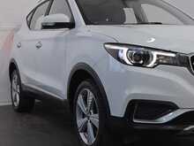 MG MG ZS Exclusive 