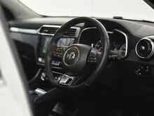 MG MG ZS Exclusive 
