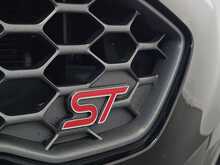 Ford Fiesta T EcoBoost ST-2 